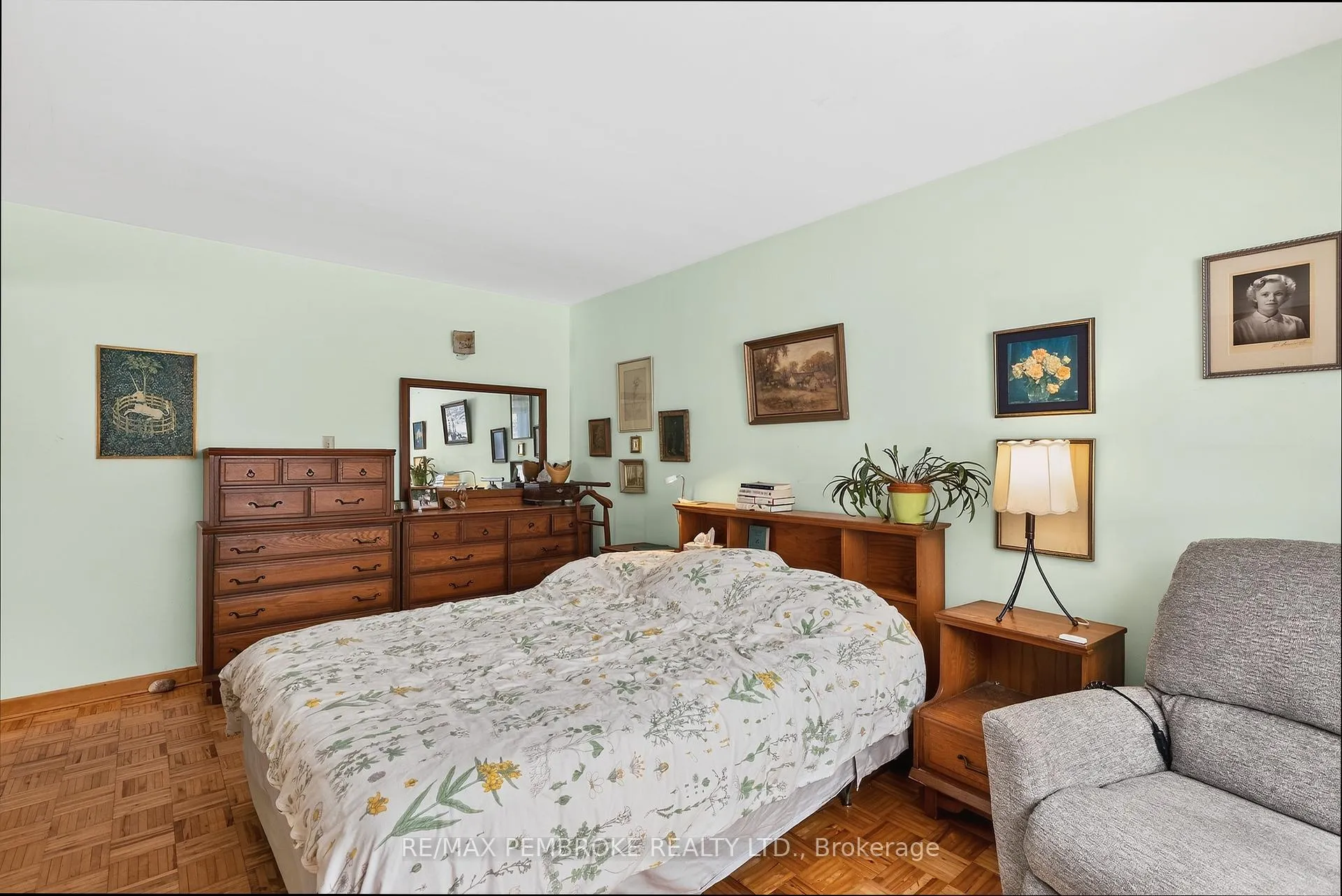 Photo 30 of 98 Glendale Avenue, Deep River, Deep River — HOMEH