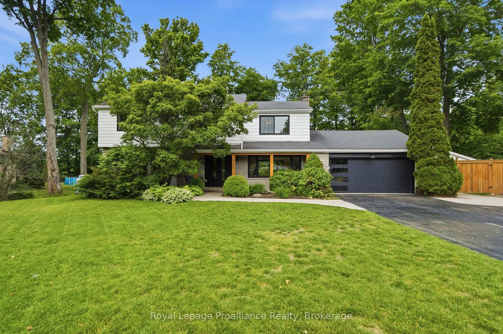Photo 3 of 1353 Wallbridge Loyalist Road, Quinte West, Sidney Ward — HOMEH