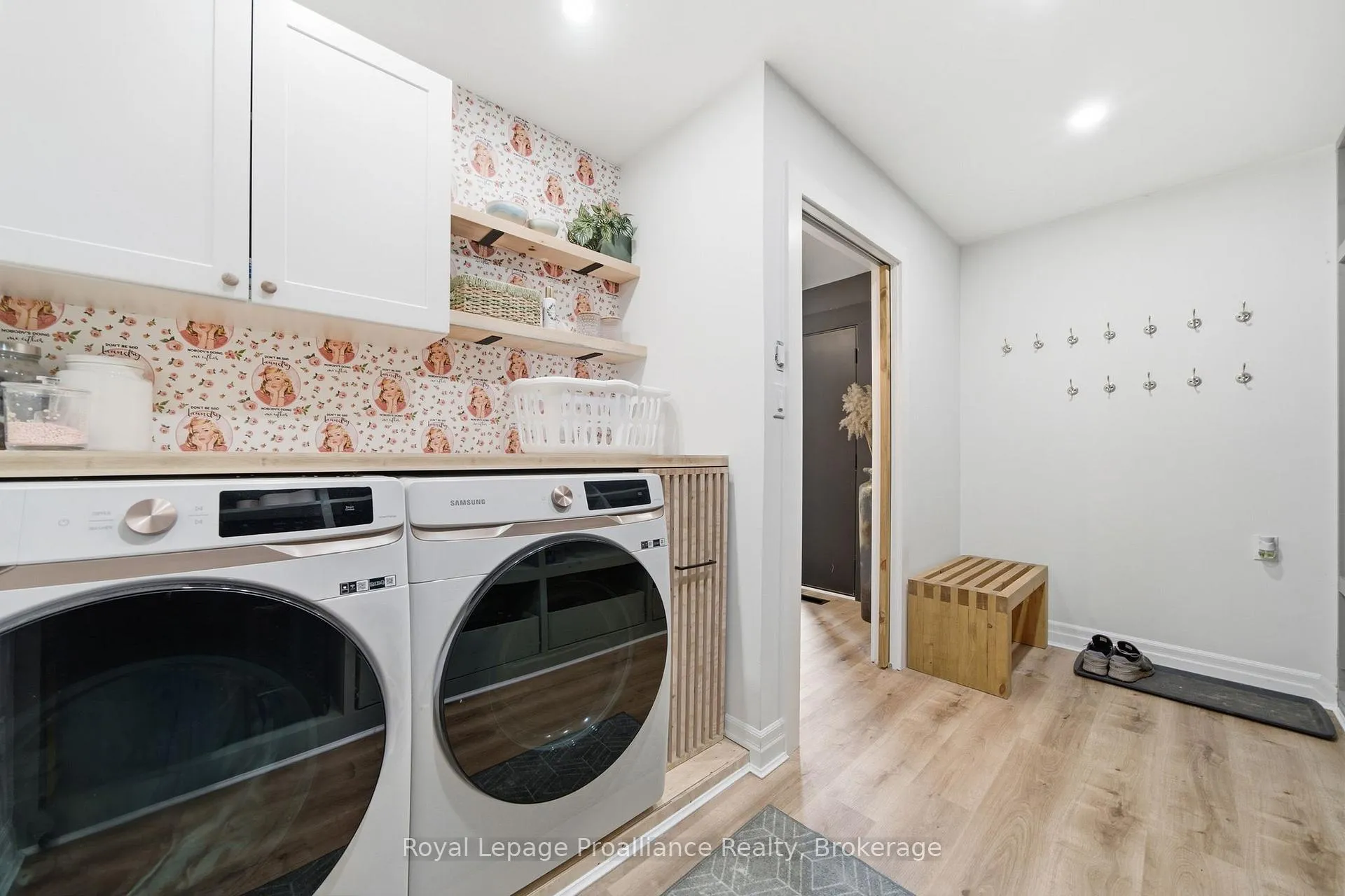 Photo 10 of 1353 Wallbridge Loyalist Road, Quinte West, Sidney Ward — HOMEH
