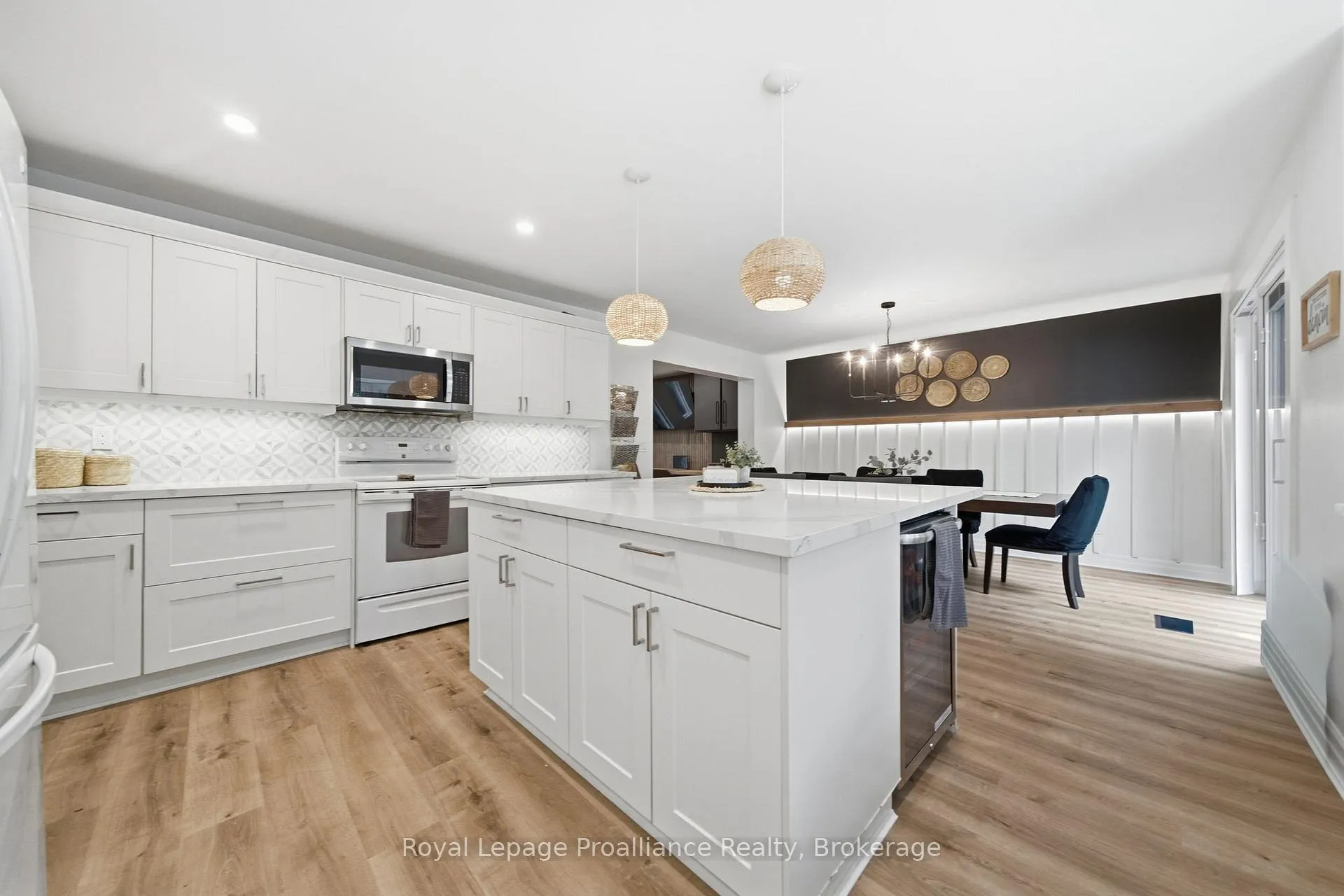 Photo 17 of 1353 Wallbridge Loyalist Road, Quinte West, Sidney Ward — HOMEH