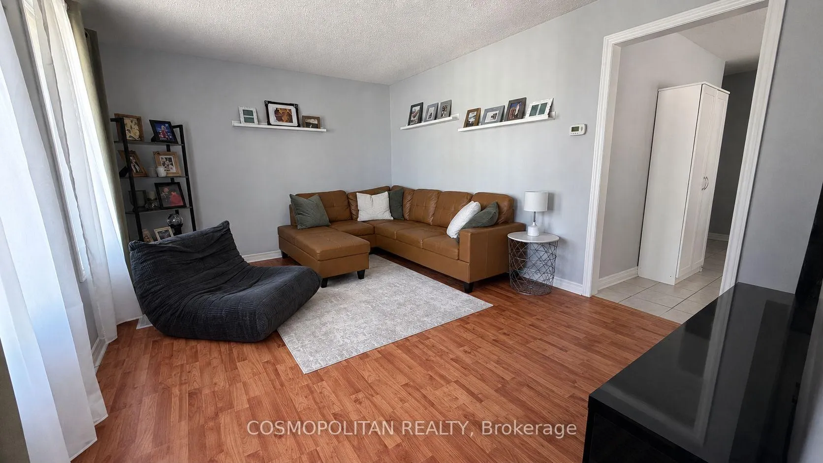 Photo 2 of 7421 Jubilee Drive, Niagara Falls, Marineland — HOMEH
