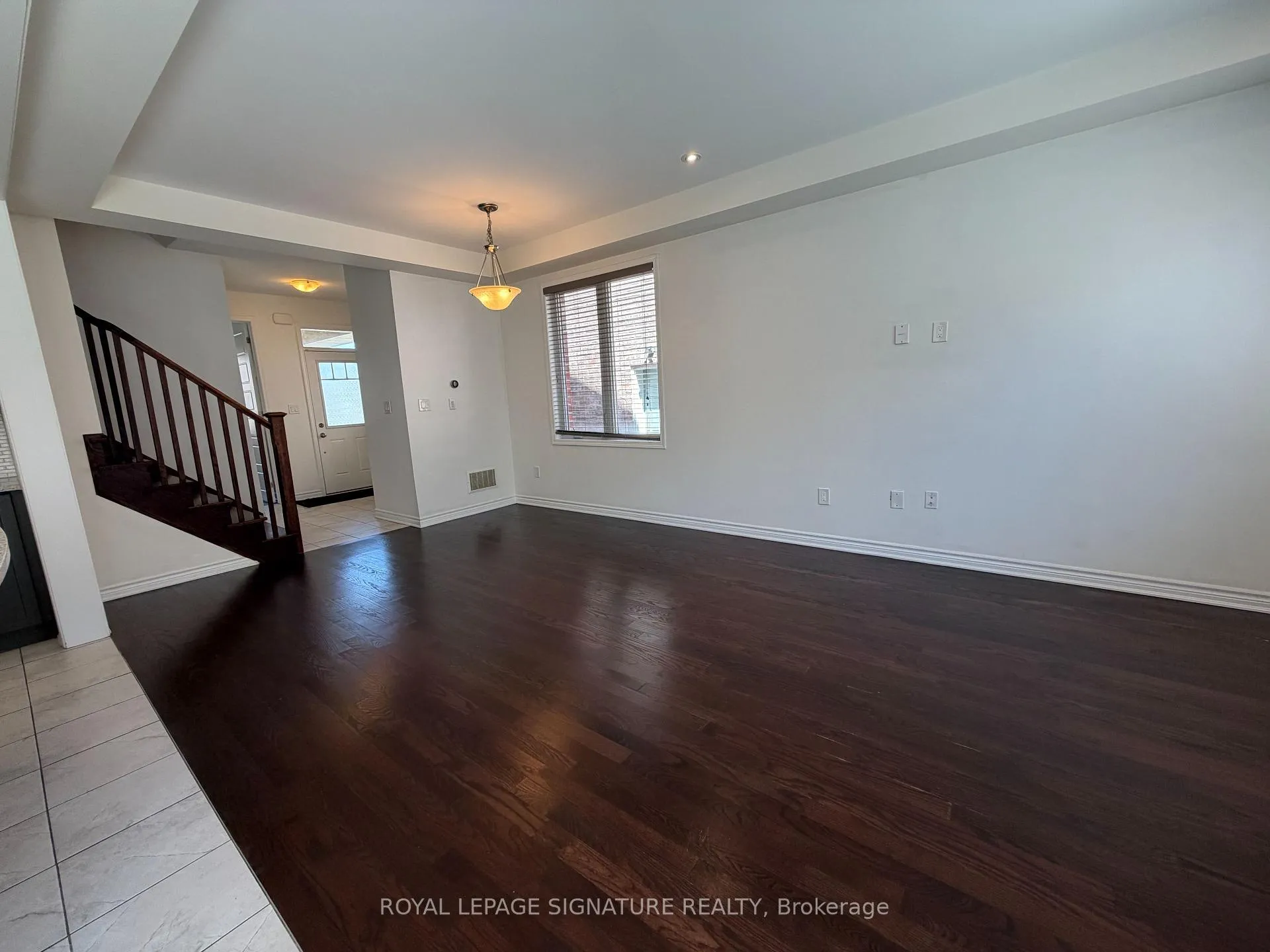 Photo 3 of 1378 Day Terrace, Milton, Ford — HOMEH