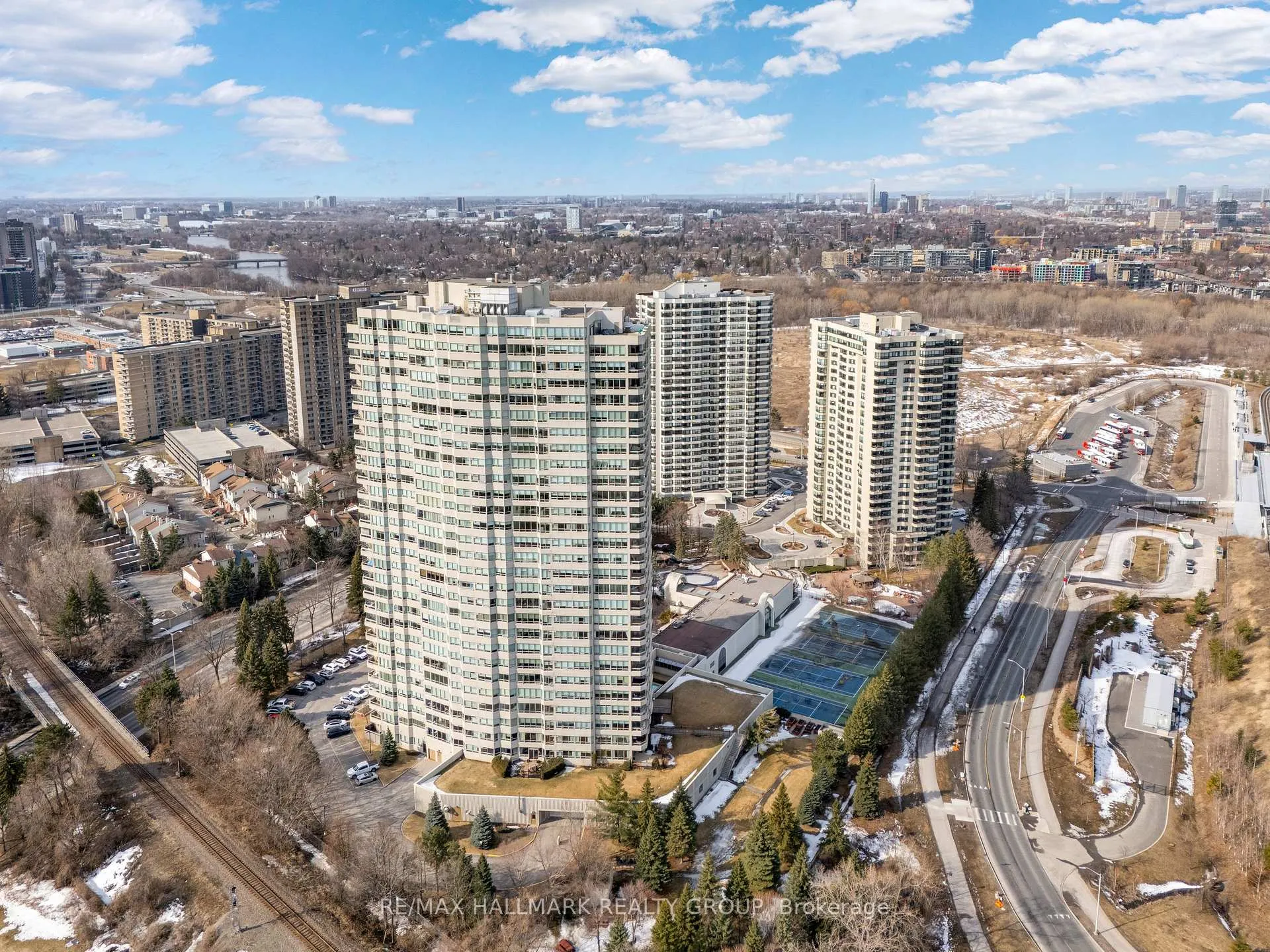 Photo of Unit 2204, 1480 Riverside Drive