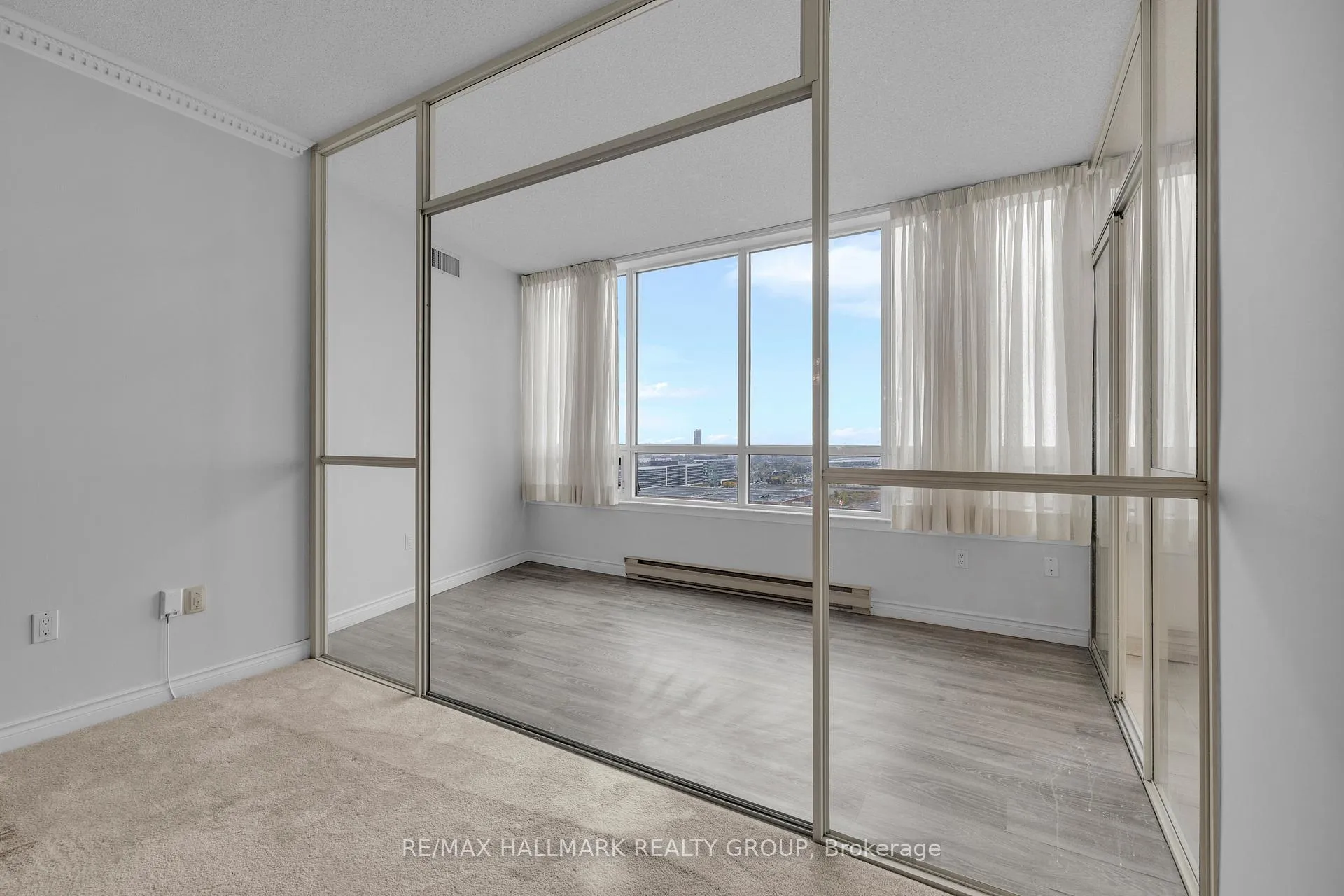 Photo 9 of Unit 2204, 1480 Riverside Drive, Ottawa, Riverview Park — HOMEH