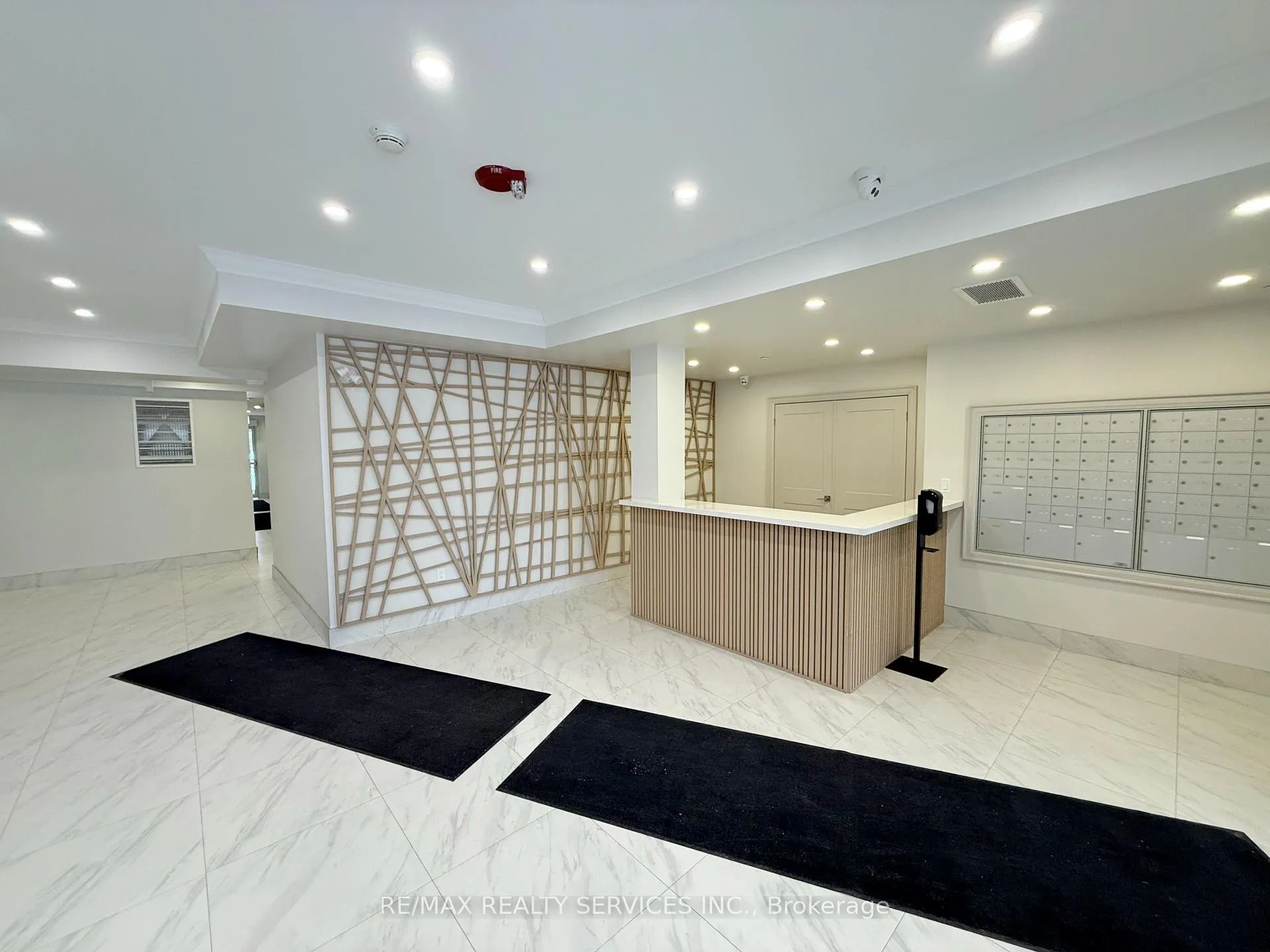 Photo 9 of Unit 229, 50 Lakebreeze Drive, Clarington, Newcastle — HOMEH