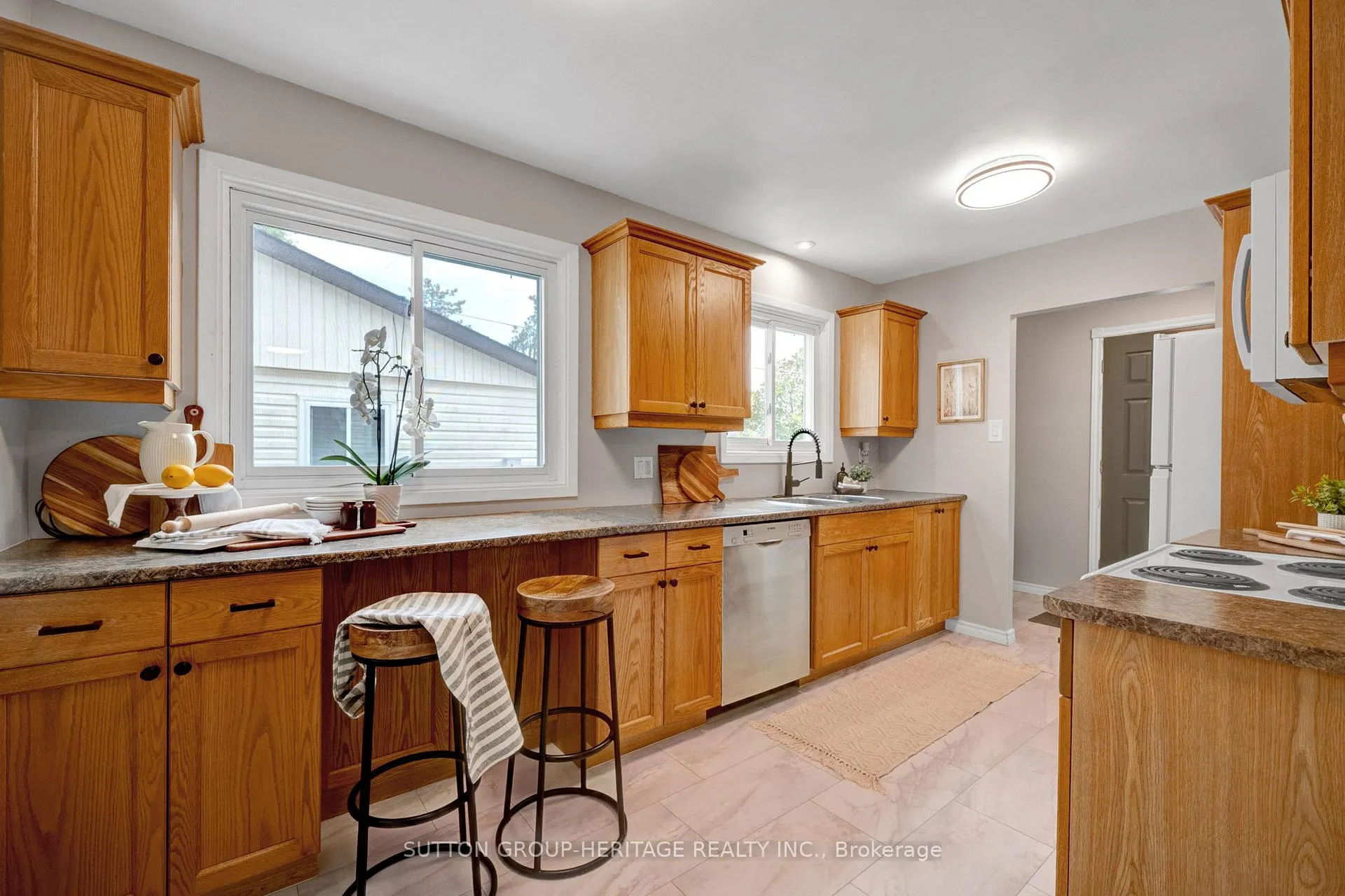 Photo 6 of 46 Alexander Avenue, Peterborough, Monaghan Ward 2 — HOMEH