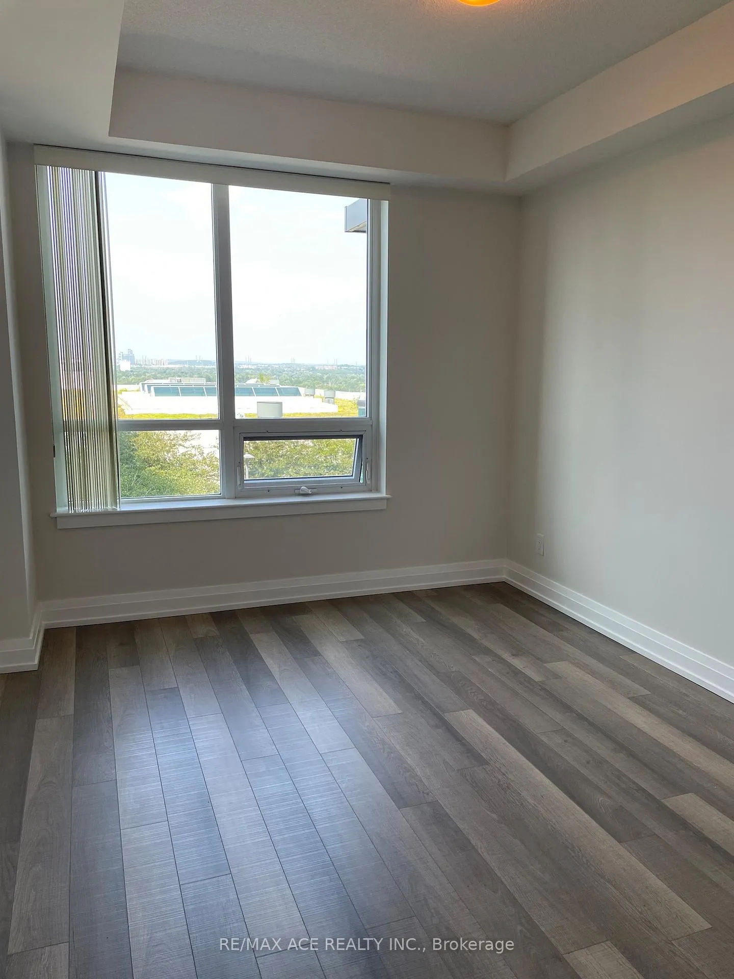 Photo 13 of Unit 508, 7167 Yonge Street, Markham, Grandview — HOMEH