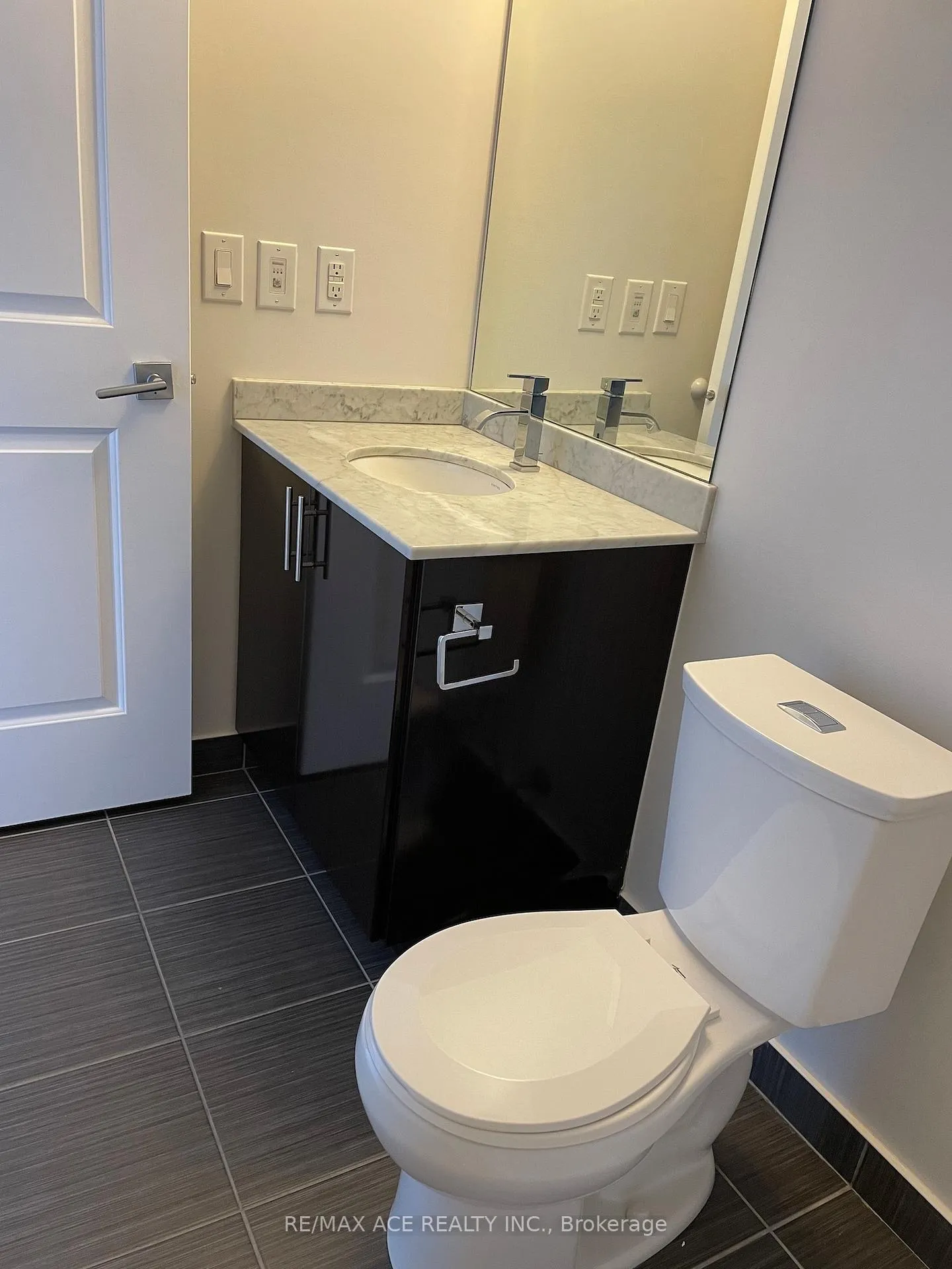 Photo 16 of Unit 508, 7167 Yonge Street, Markham, Grandview — HOMEH