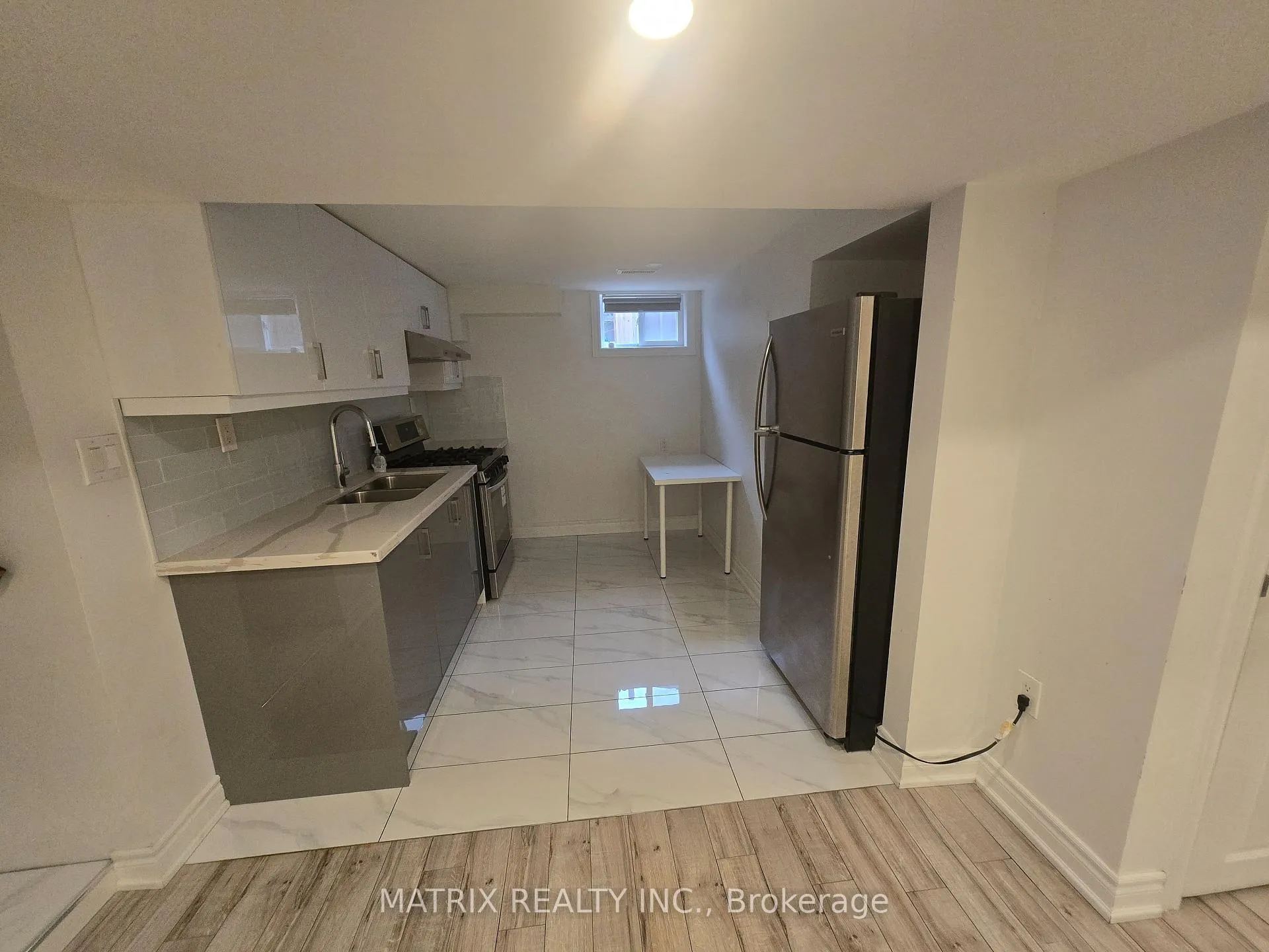 Photo 2 of 20 Arkona Drive, Scarborough, Tam O'Shanter-Sullivan — HOMEH