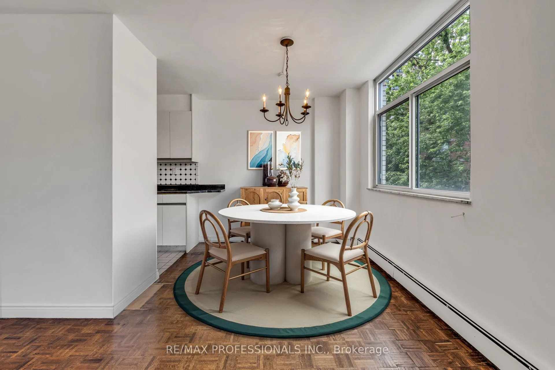 Photo 3 of Unit 303, 335 Lonsdale Road, Toronto, Forest Hill South — HOMEH