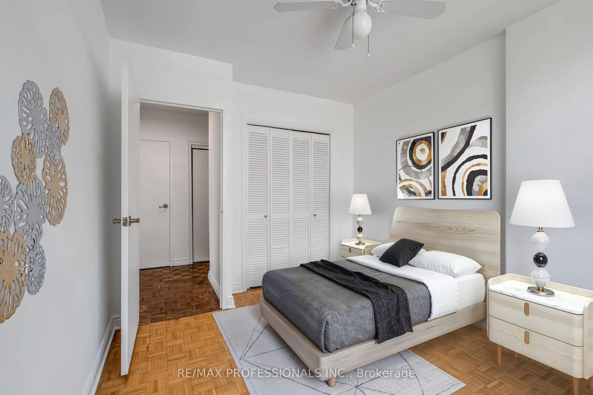 Photo 5 of Unit 303, 335 Lonsdale Road, Toronto, Forest Hill South — HOMEH