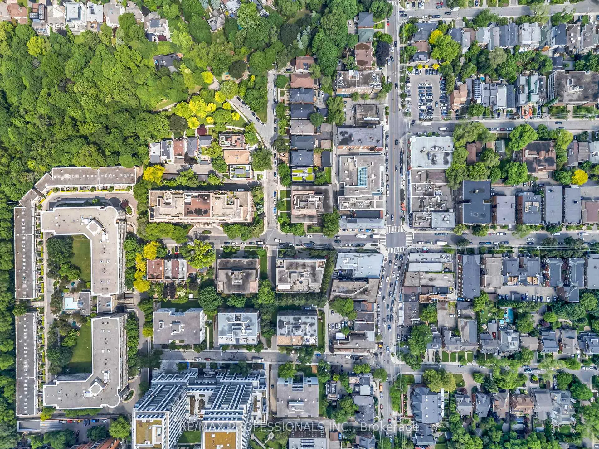 Photo 6 of Unit 303, 335 Lonsdale Road, Toronto, Forest Hill South — HOMEH
