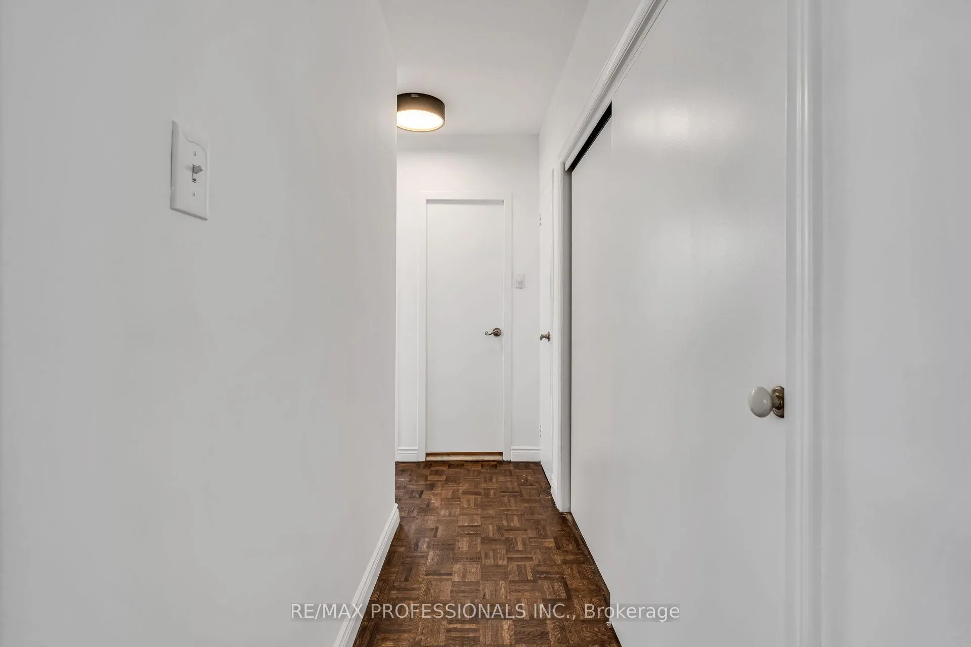 Photo 15 of Unit 303, 335 Lonsdale Road, Toronto, Forest Hill South — HOMEH