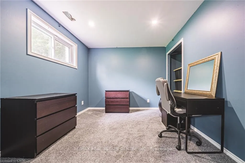 Photo 33 of 27 Ludlow Crescent, Brantford, Lynden Hills — HOMEH