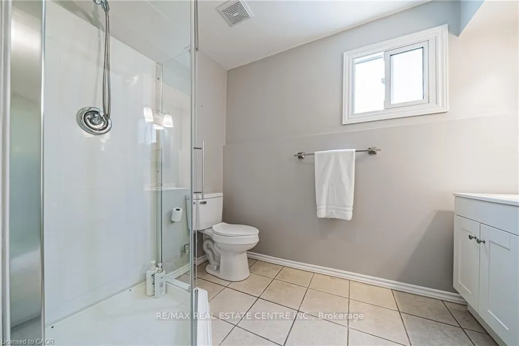 Photo 34 of 27 Ludlow Crescent, Brantford, Lynden Hills — HOMEH