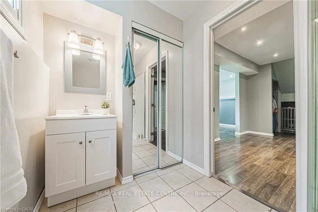 Photo 35 of 27 Ludlow Crescent, Brantford, Lynden Hills — HOMEH