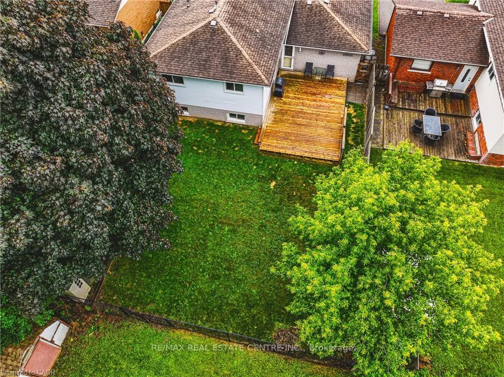Photo 43 of 27 Ludlow Crescent, Brantford, Lynden Hills — HOMEH