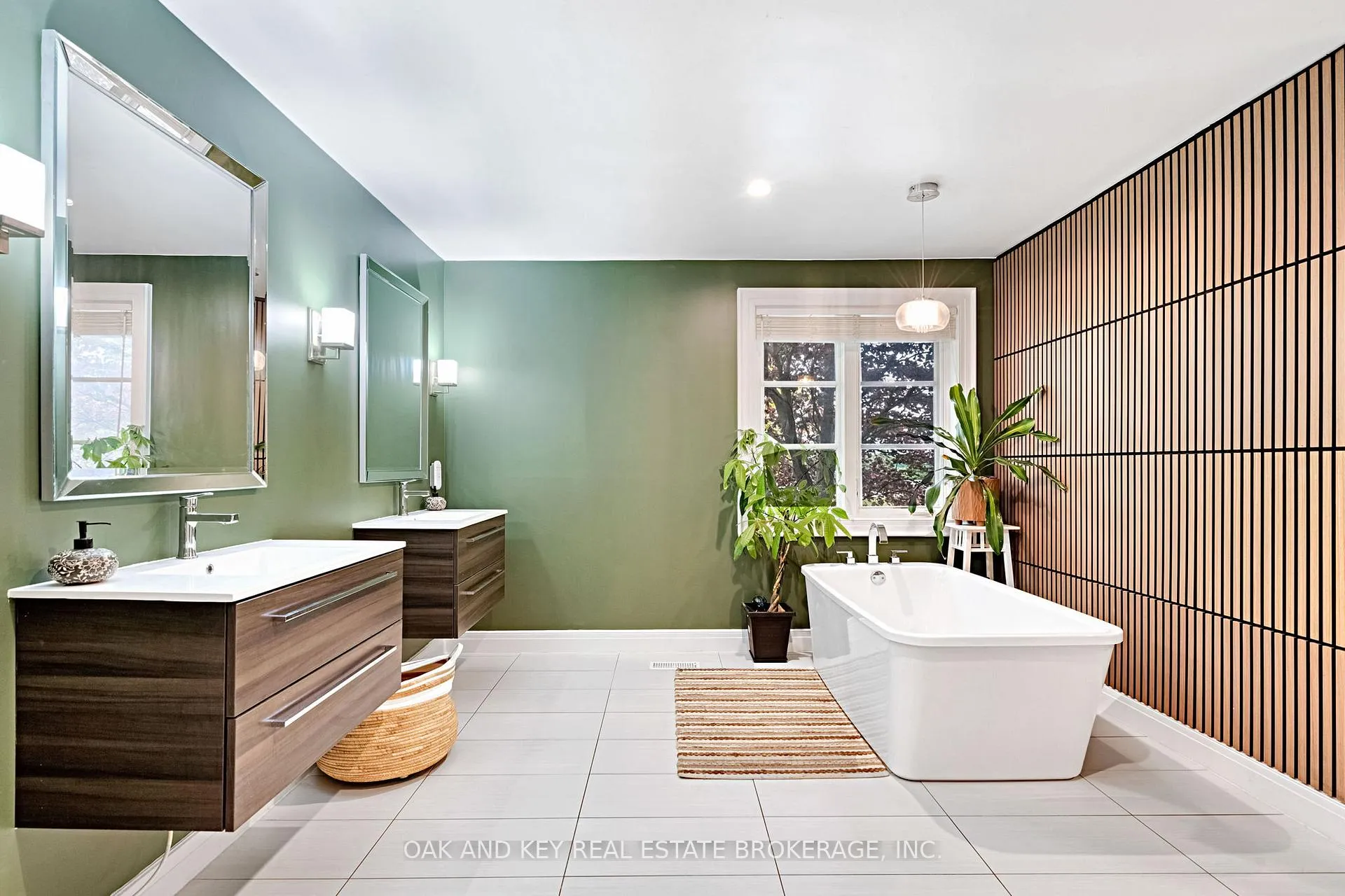 Photo 27 of 29830 Centre Road, Adelaide Metcalfe, Rural Adelaide Metcalfe — HOMEH