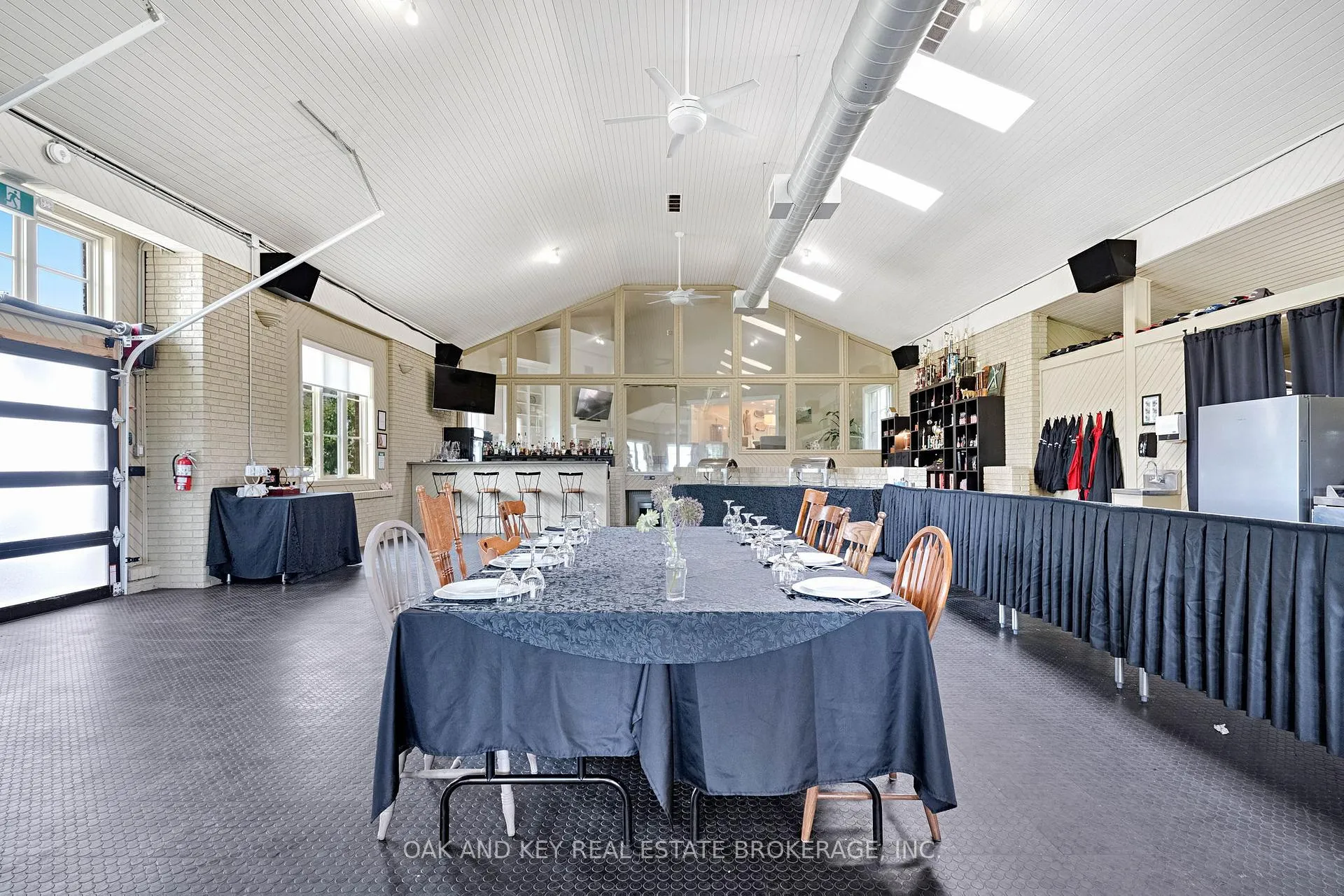 Photo 43 of 29830 Centre Road, Adelaide Metcalfe, Rural Adelaide Metcalfe — HOMEH