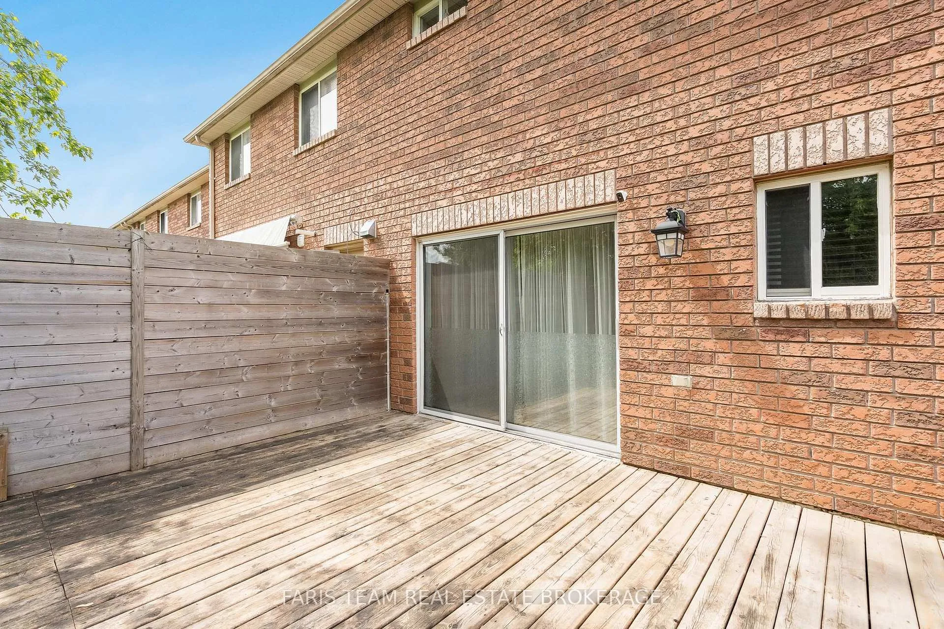 Photo 18 of 19 Seymour Crescent, Barrie, Holly — HOMEH
