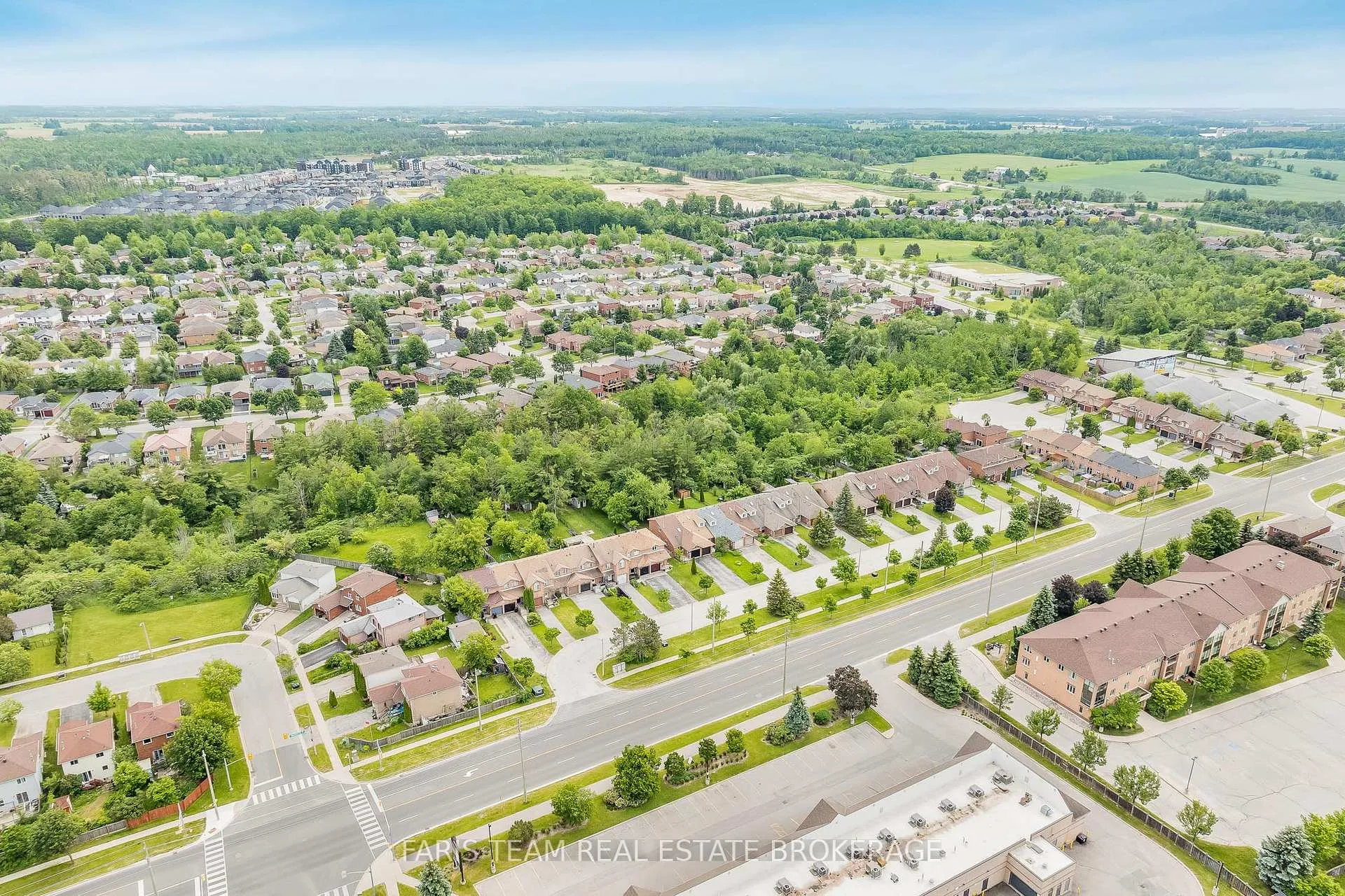 Photo 26 of 19 Seymour Crescent, Barrie, Holly — HOMEH