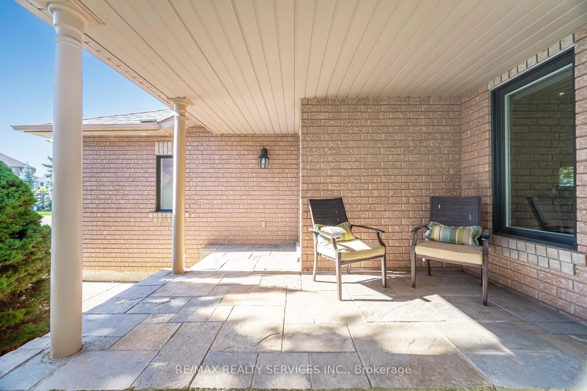 Photo 5 of 5 Melrose Gardens, Brampton, Snelgrove — HOMEH