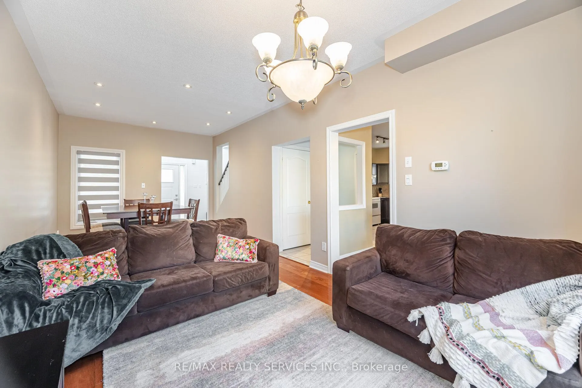 Photo 11 of 5 Melrose Gardens, Brampton, Snelgrove — HOMEH