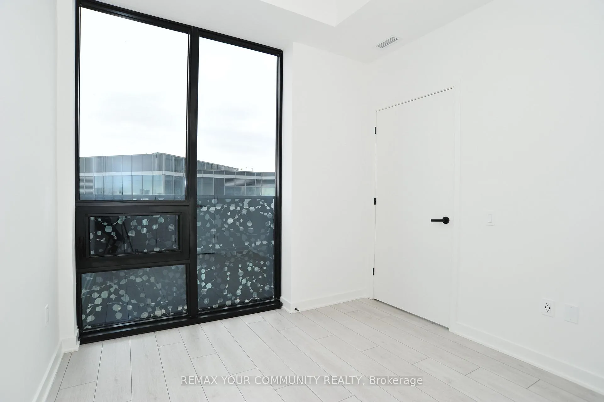 Photo 7 of Unit 4906, 55 Charles Street E, Toronto, Church-Yonge Corridor — HOMEH