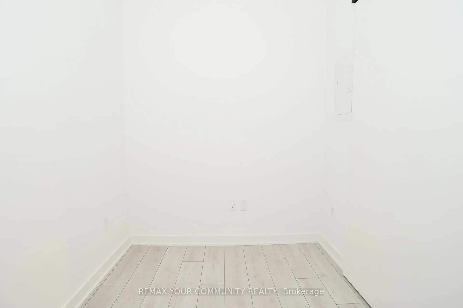 Photo 9 of Unit 4906, 55 Charles Street E, Toronto, Church-Yonge Corridor — HOMEH