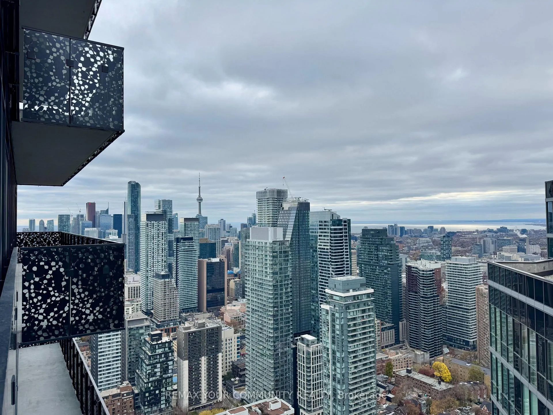 Photo 12 of Unit 4906, 55 Charles Street E, Toronto, Church-Yonge Corridor — HOMEH