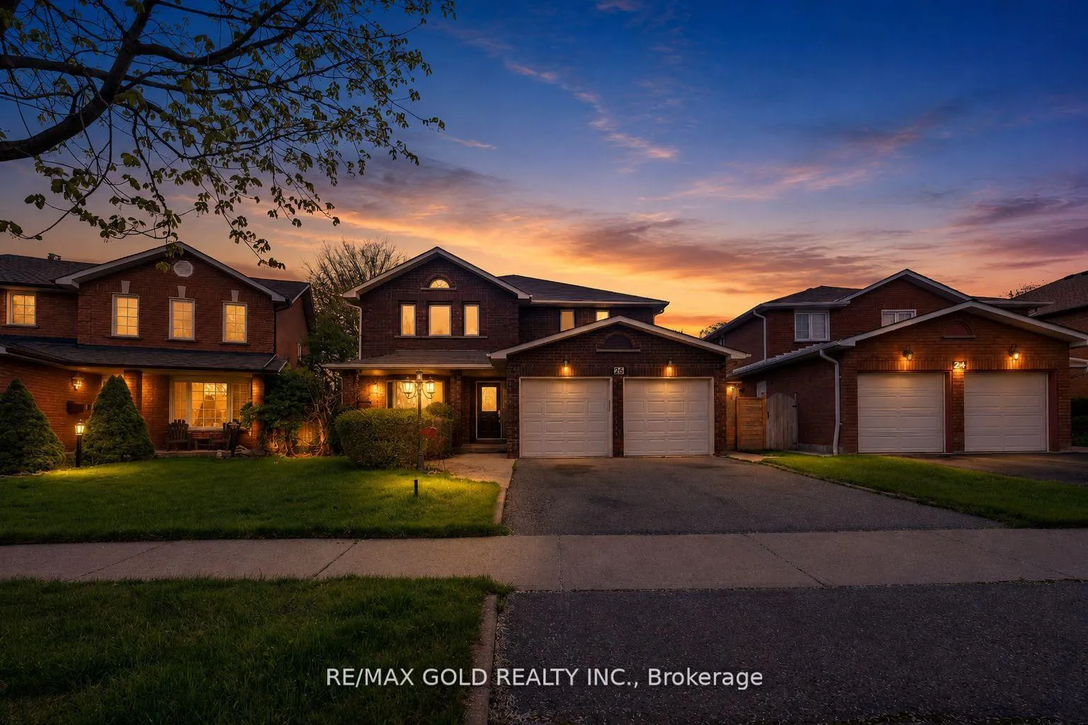 Photo 1 of 26 Dundalk Crescent, Brampton, Heart Lake West — HOMEH
