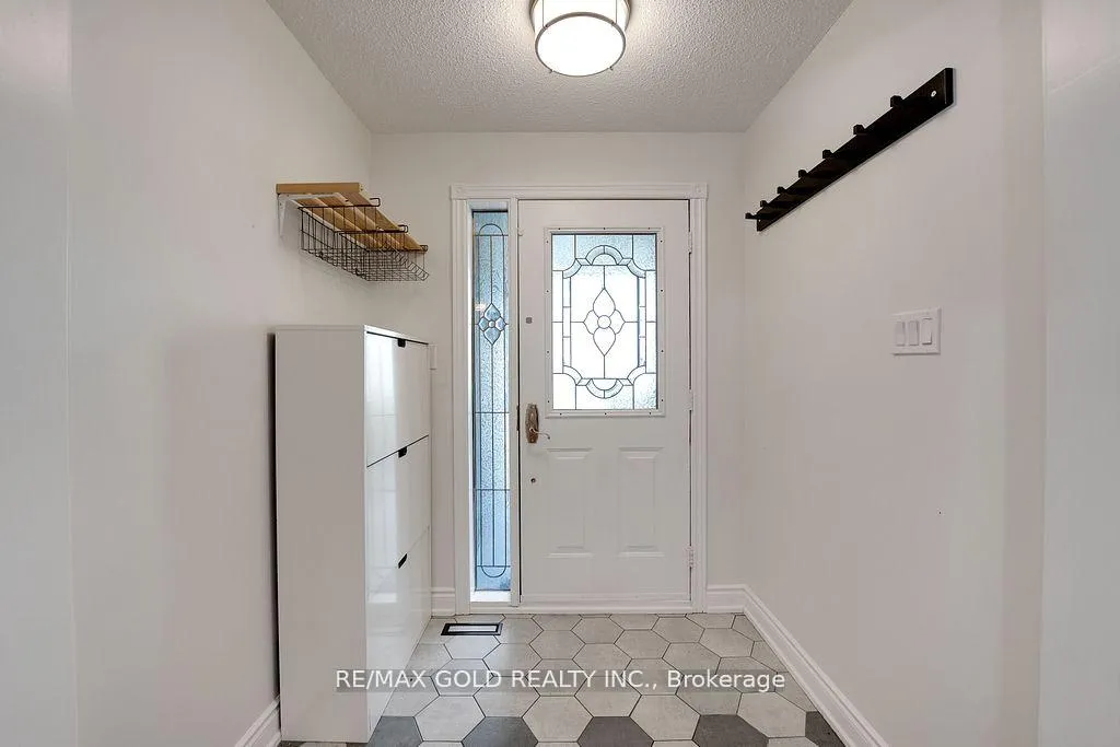 Photo 38 of 26 Dundalk Crescent, Brampton, Heart Lake West — HOMEH
