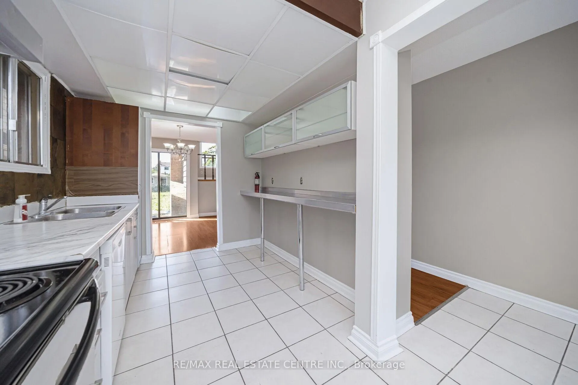 Photo 10 of 433 Hansen Road N, Brampton, Madoc — HOMEH