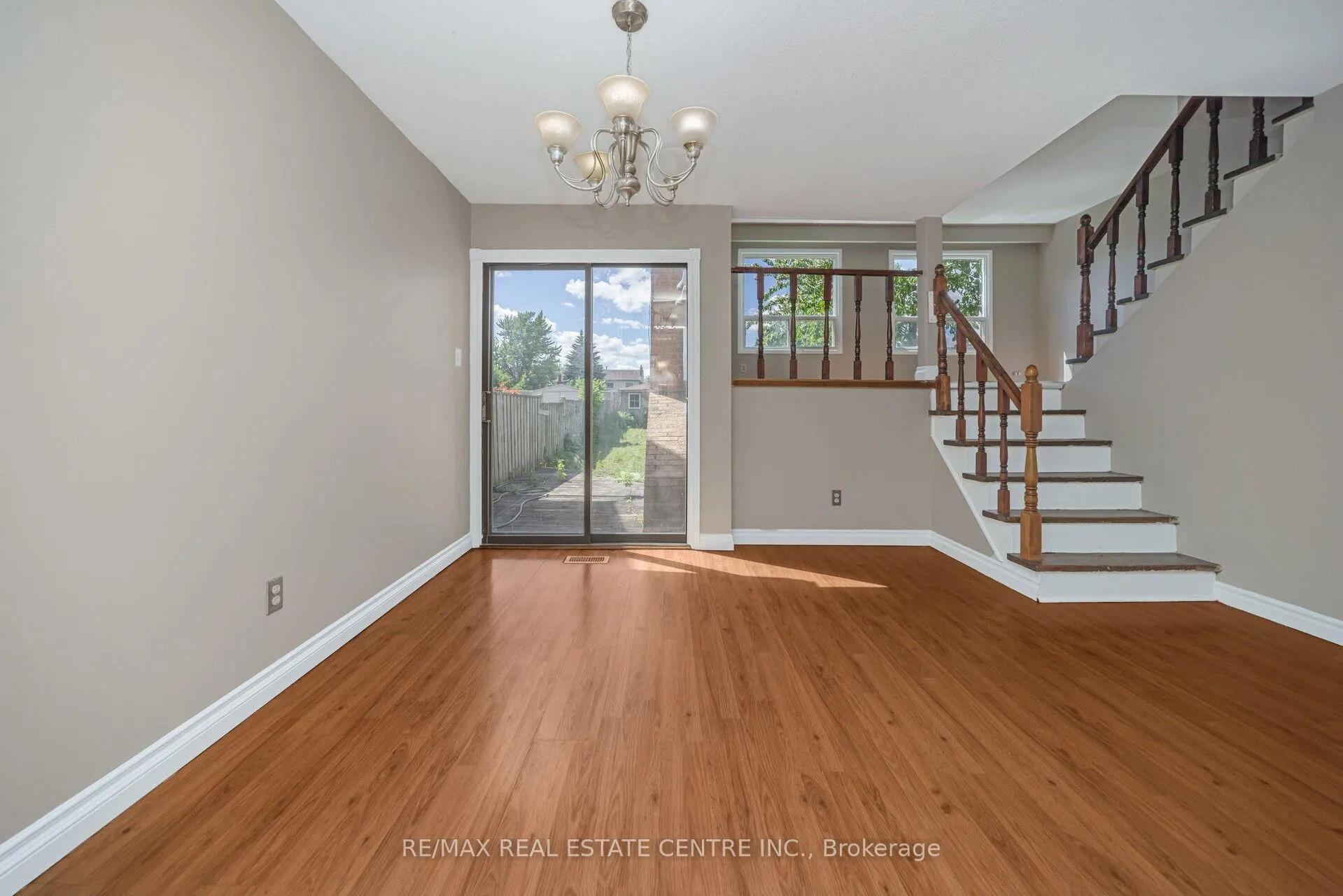 Photo 13 of 433 Hansen Road N, Brampton, Madoc — HOMEH