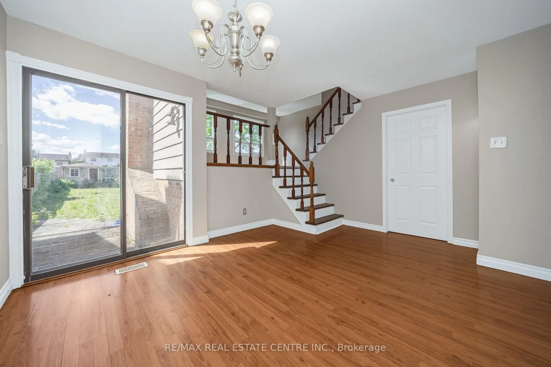 Photo 14 of 433 Hansen Road N, Brampton, Madoc — HOMEH