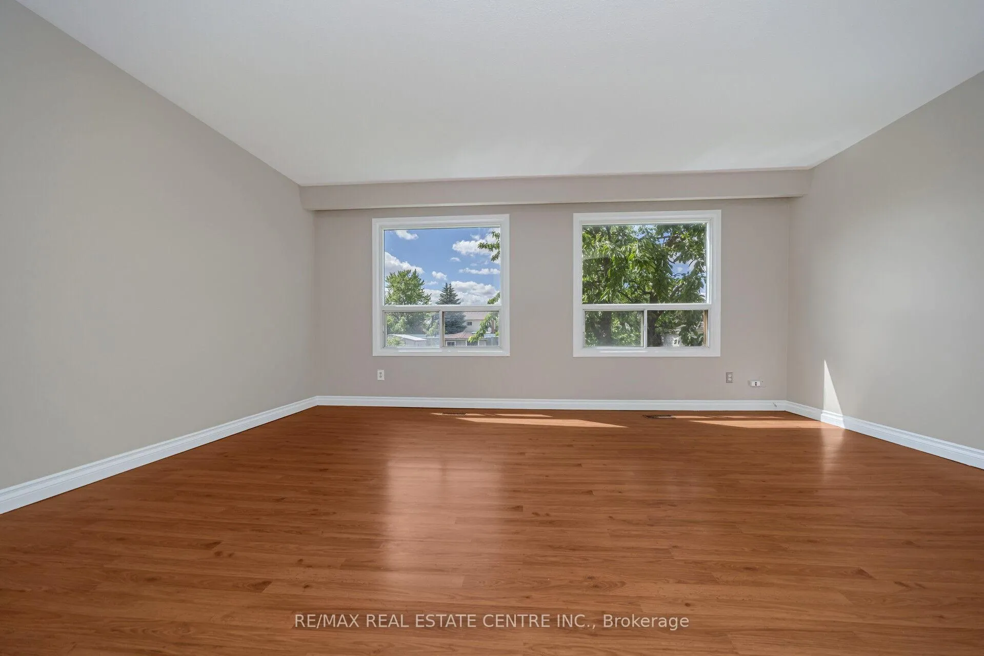 Photo 16 of 433 Hansen Road N, Brampton, Madoc — HOMEH