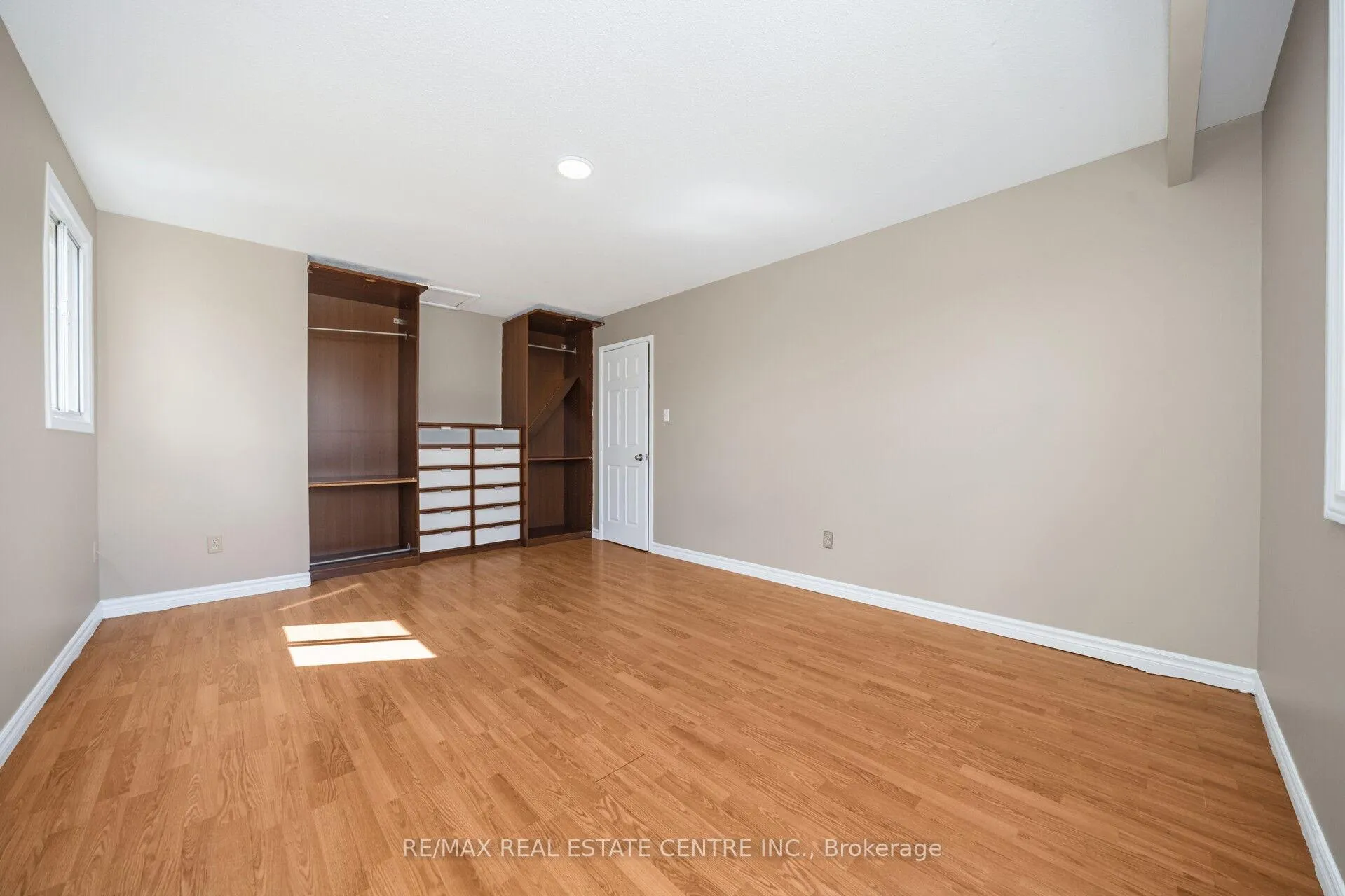 Photo 25 of 433 Hansen Road N, Brampton, Madoc — HOMEH