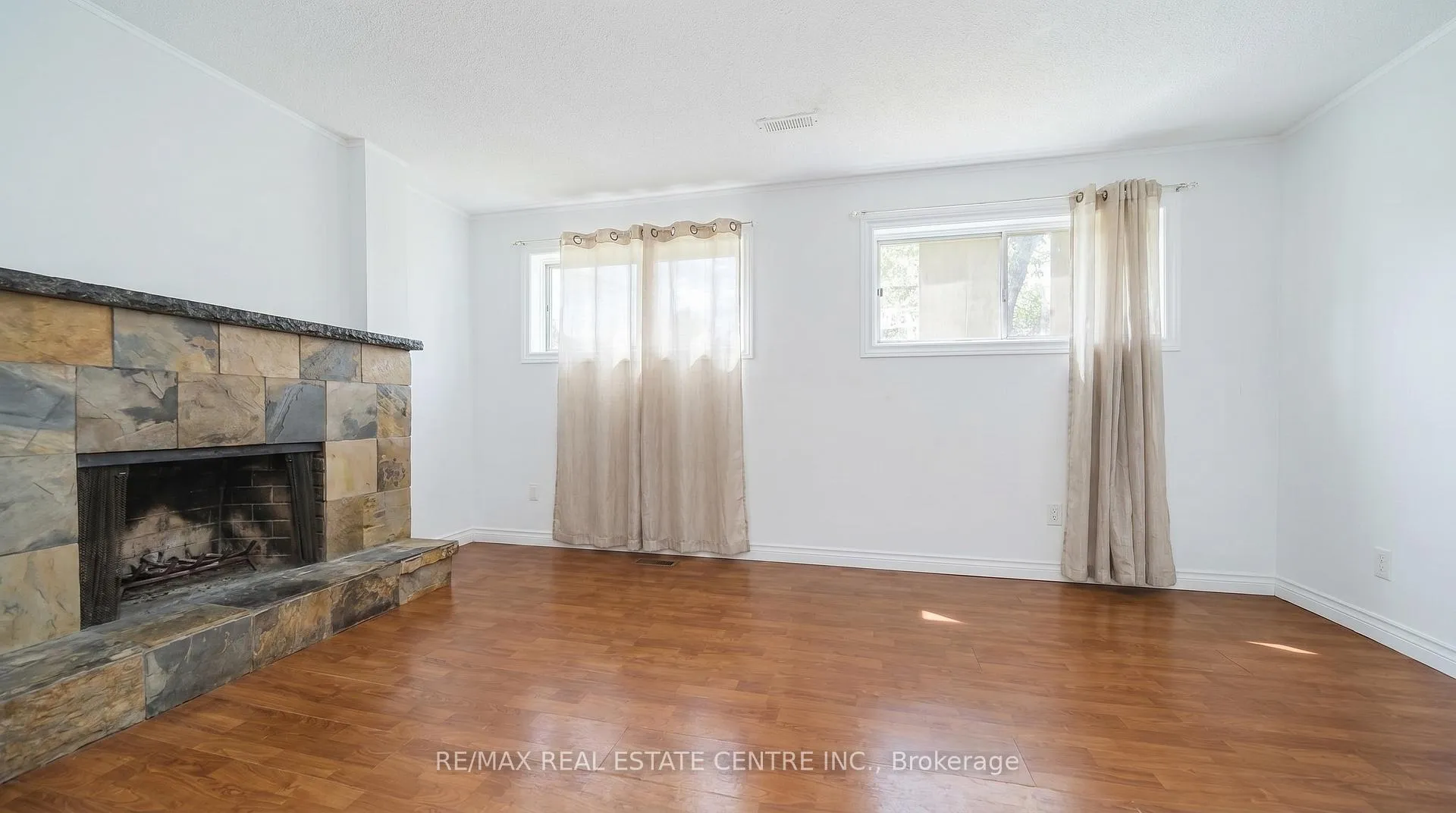 Photo 31 of 433 Hansen Road N, Brampton, Madoc — HOMEH