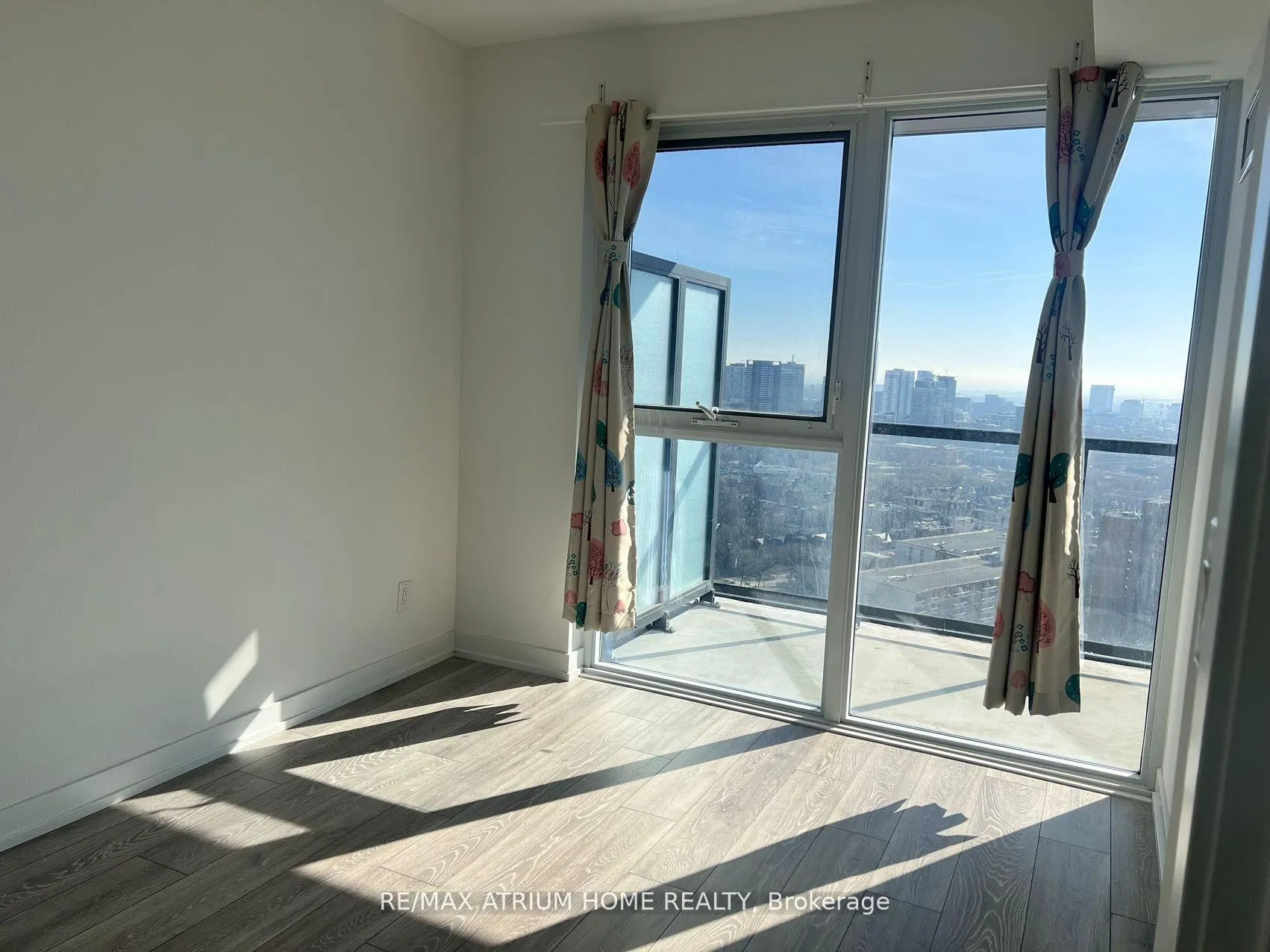 Photo 4 of Unit 2205, 159 Wellesley Street E, Toronto, Church-Yonge Corridor — HOMEH