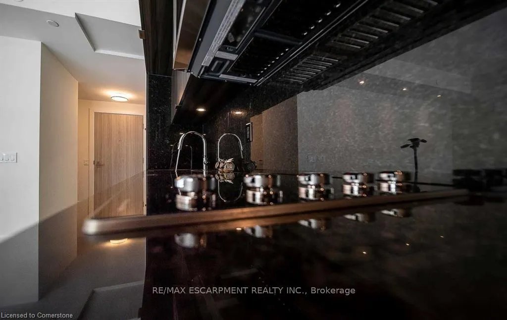 Photo 6 of Unit 120, 80 Vanauley Street, Toronto, Kensington-Chinatown — HOMEH
