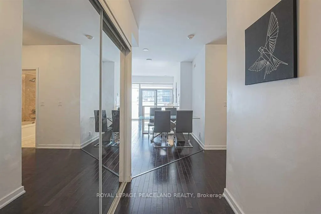 Photo 2 of Unit 1509, 12 York Street, Toronto, Waterfront Communities — HOMEH