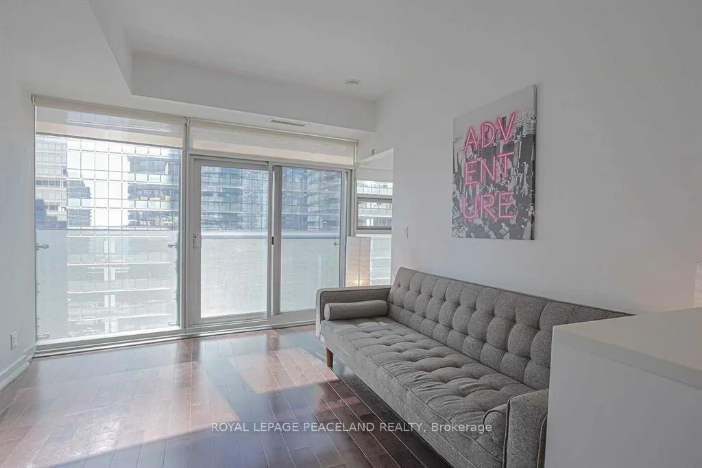 Photo 7 of Unit 1509, 12 York Street, Toronto, Waterfront Communities — HOMEH
