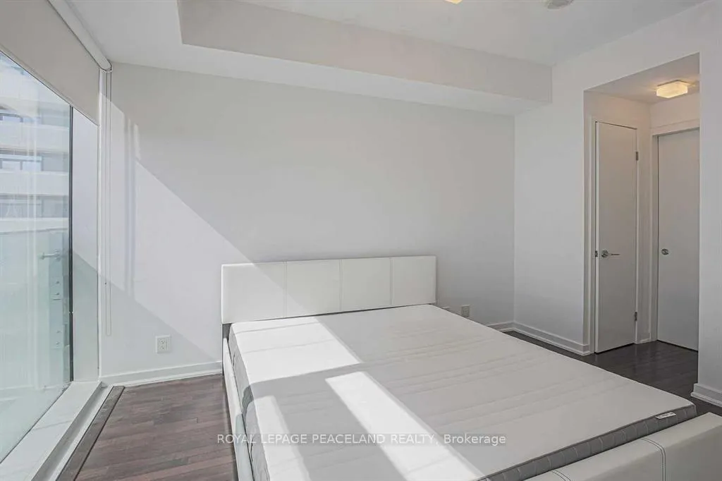 Photo 9 of Unit 1509, 12 York Street, Toronto, Waterfront Communities — HOMEH