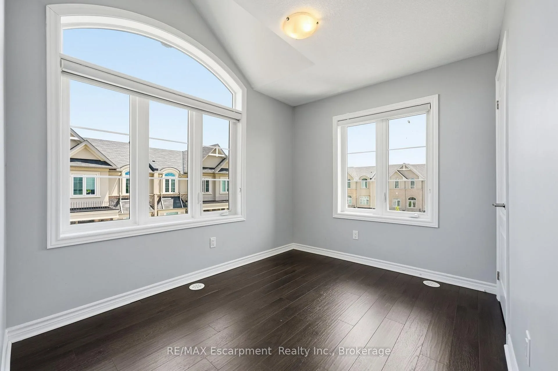 Photo 30 of 141 Borers Creek Circle, Hamilton, Waterdown — HOMEH