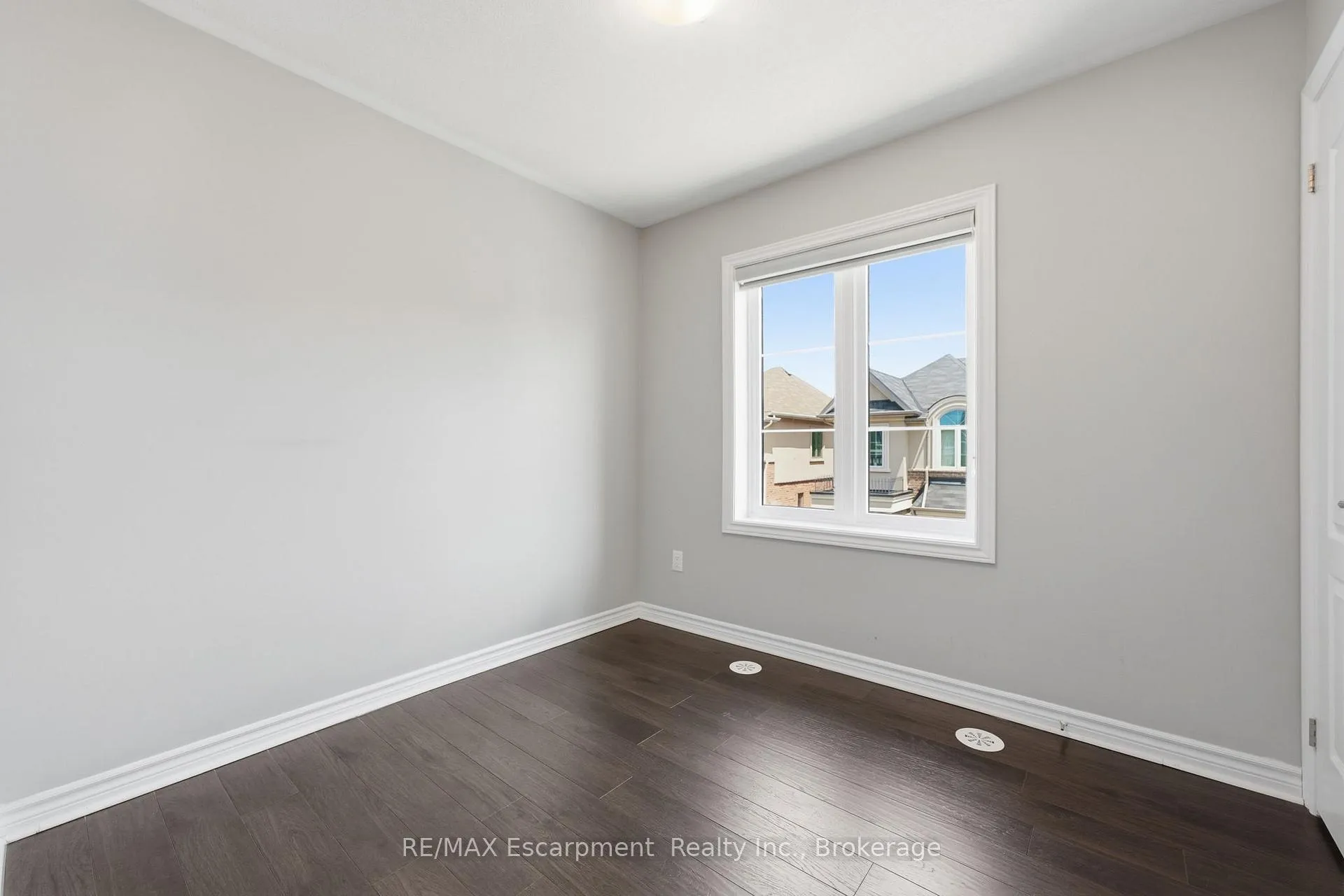 Photo 32 of 141 Borers Creek Circle, Hamilton, Waterdown — HOMEH