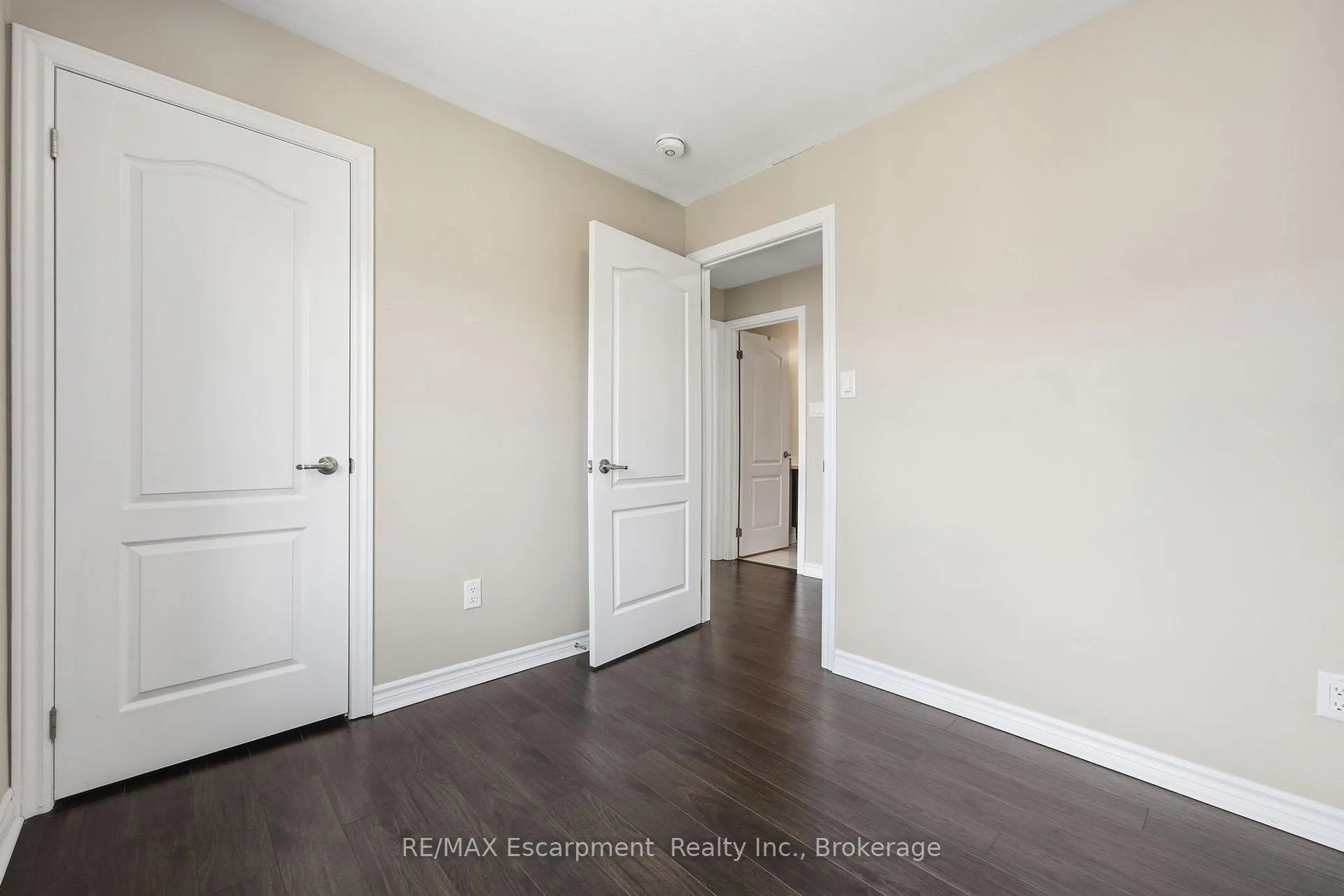 Photo 33 of 141 Borers Creek Circle, Hamilton, Waterdown — HOMEH