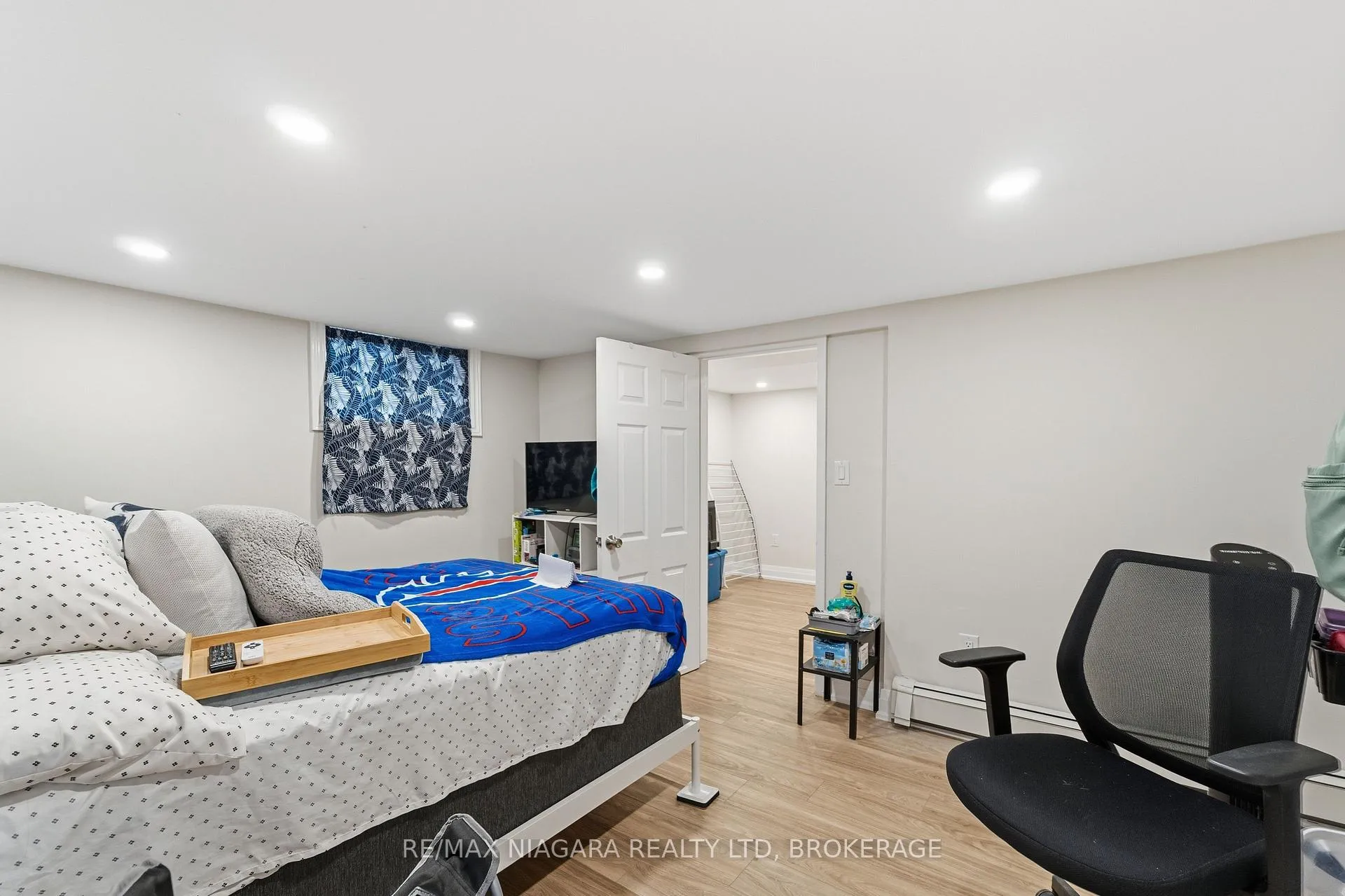 Photo 13 of Unit 6, 237 Church Street, St. Catharines, E. Chester — HOMEH