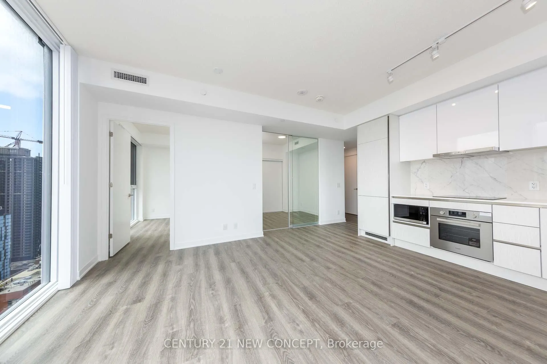 Photo 3 of Unit 3810, 180 Front Street E, Toronto, Moss Park — HOMEH