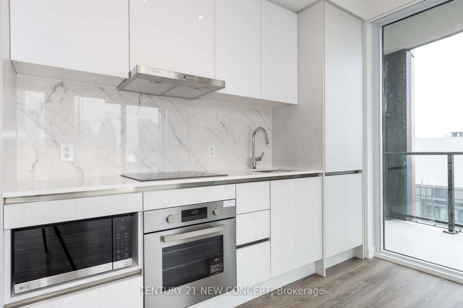 Photo 6 of Unit 3810, 180 Front Street E, Toronto, Moss Park — HOMEH