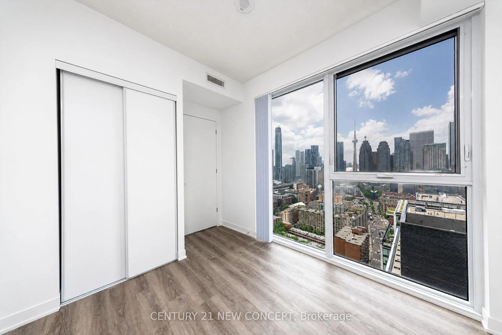 Photo 10 of Unit 3810, 180 Front Street E, Toronto, Moss Park — HOMEH